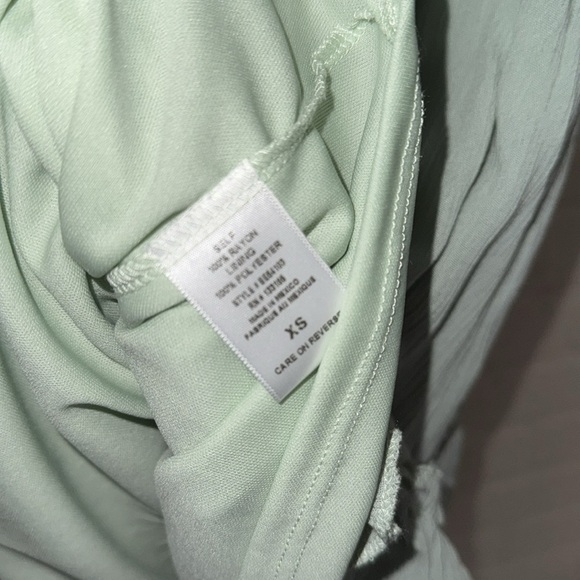 Altar’d state dress sage green lined v neck NEW XS short sleeve - Picture 5 of 5